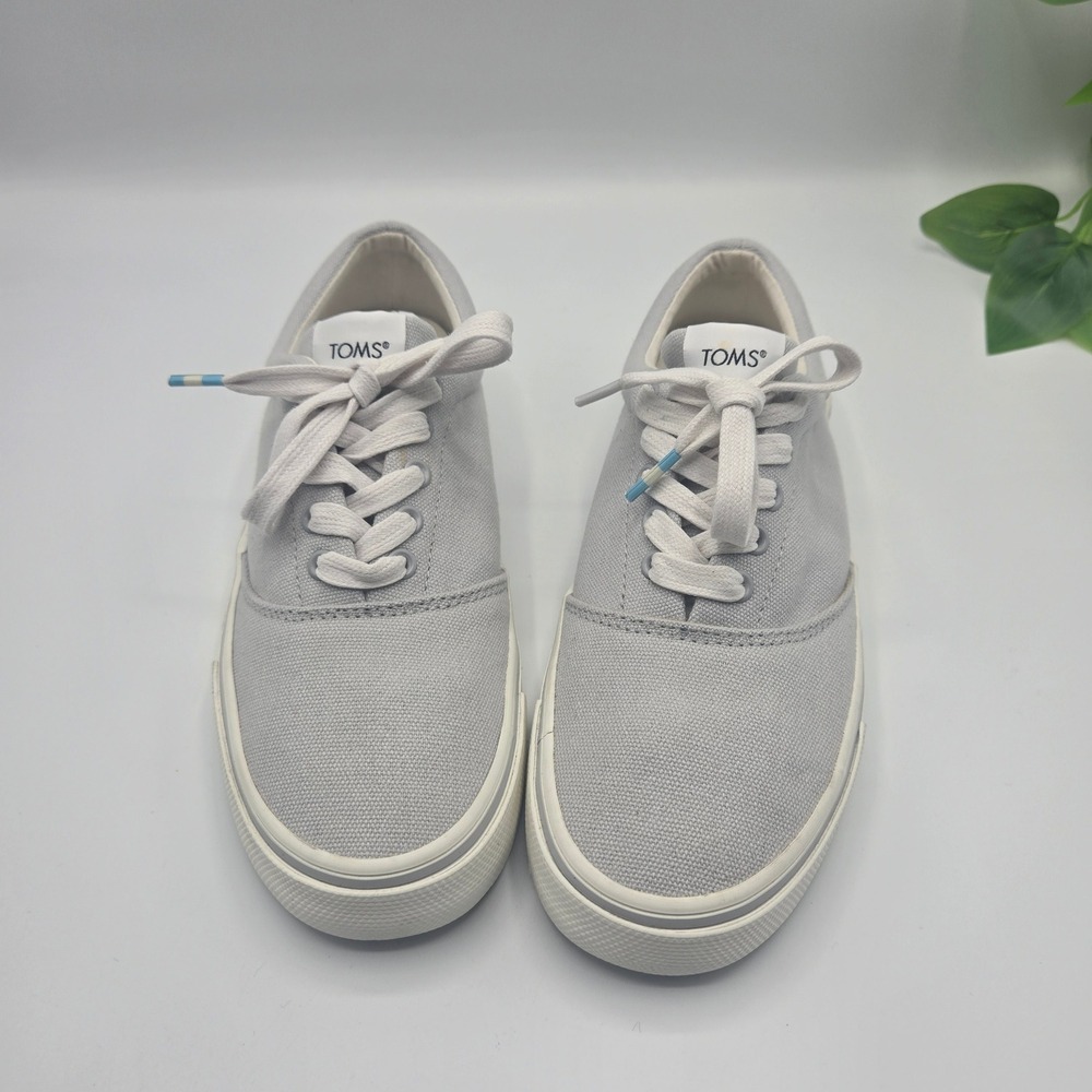 TOMS Canvas Sneakers Light Grey Low Top Lace Up Shoes 7.5